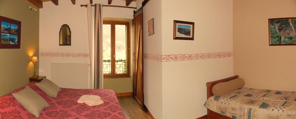 Chambre D'Hotes La Mexicaine Jausiers Exterior foto